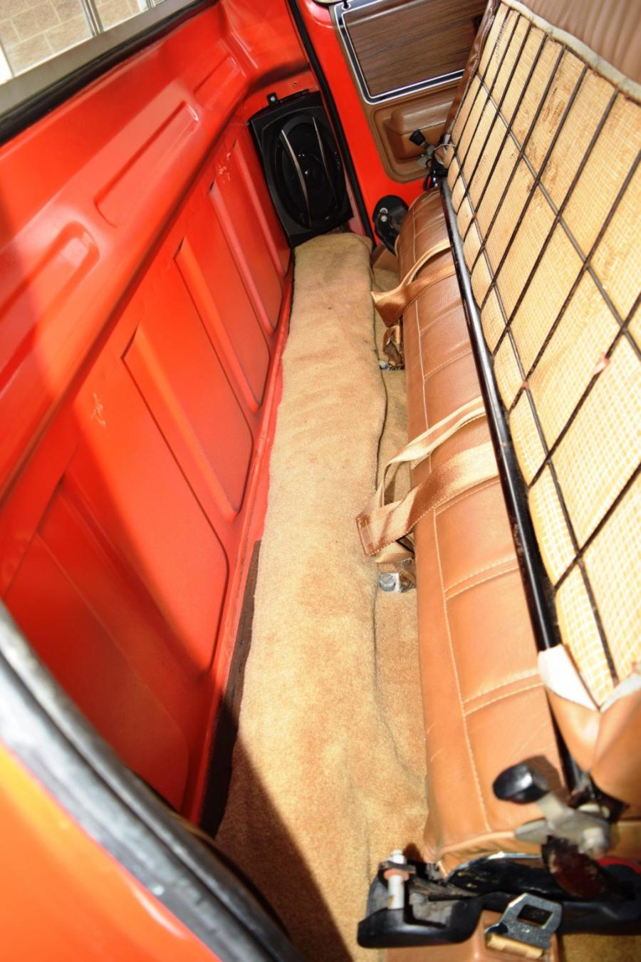 Детали интерьера Chevrolet C10 Cheyenne Super 1974 года  (фото 249 из 365)